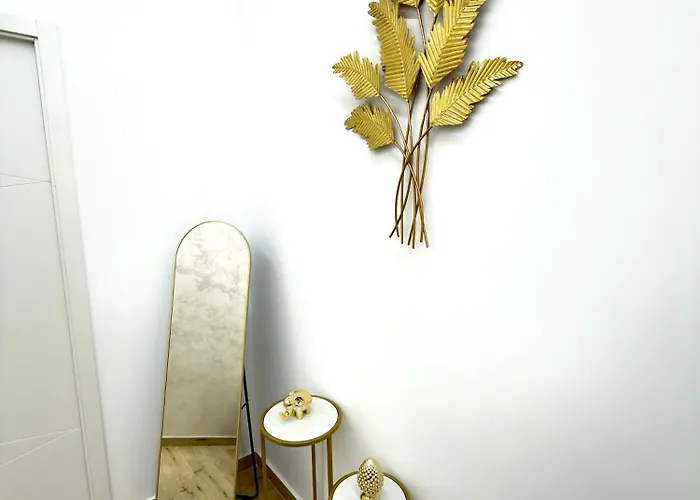 Three Diamonds House 公寓 *